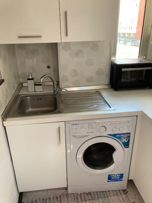 ミラノLomellina Houseアパートメント エクステリア 写真