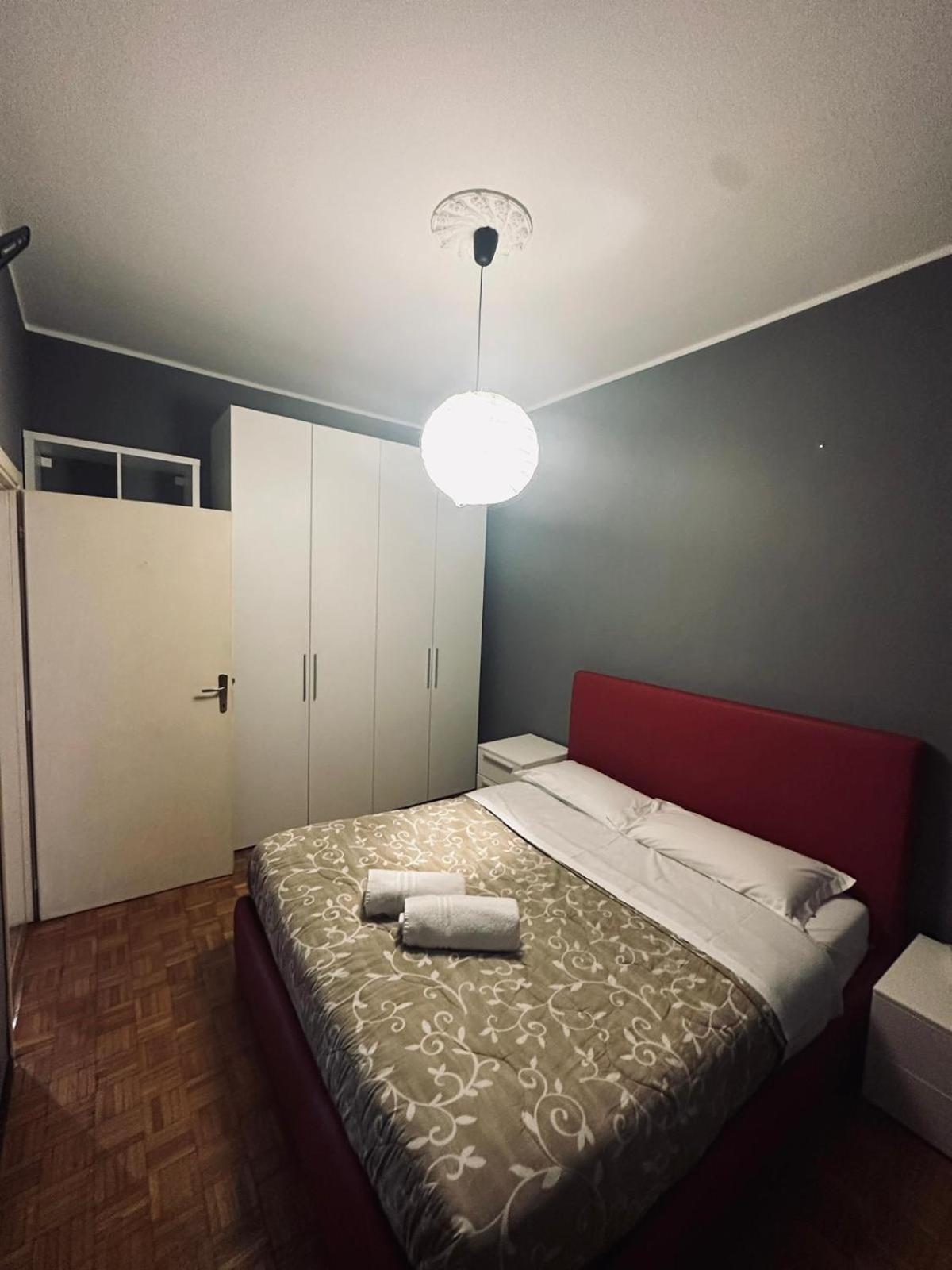 ミラノLomellina Houseアパートメント エクステリア 写真